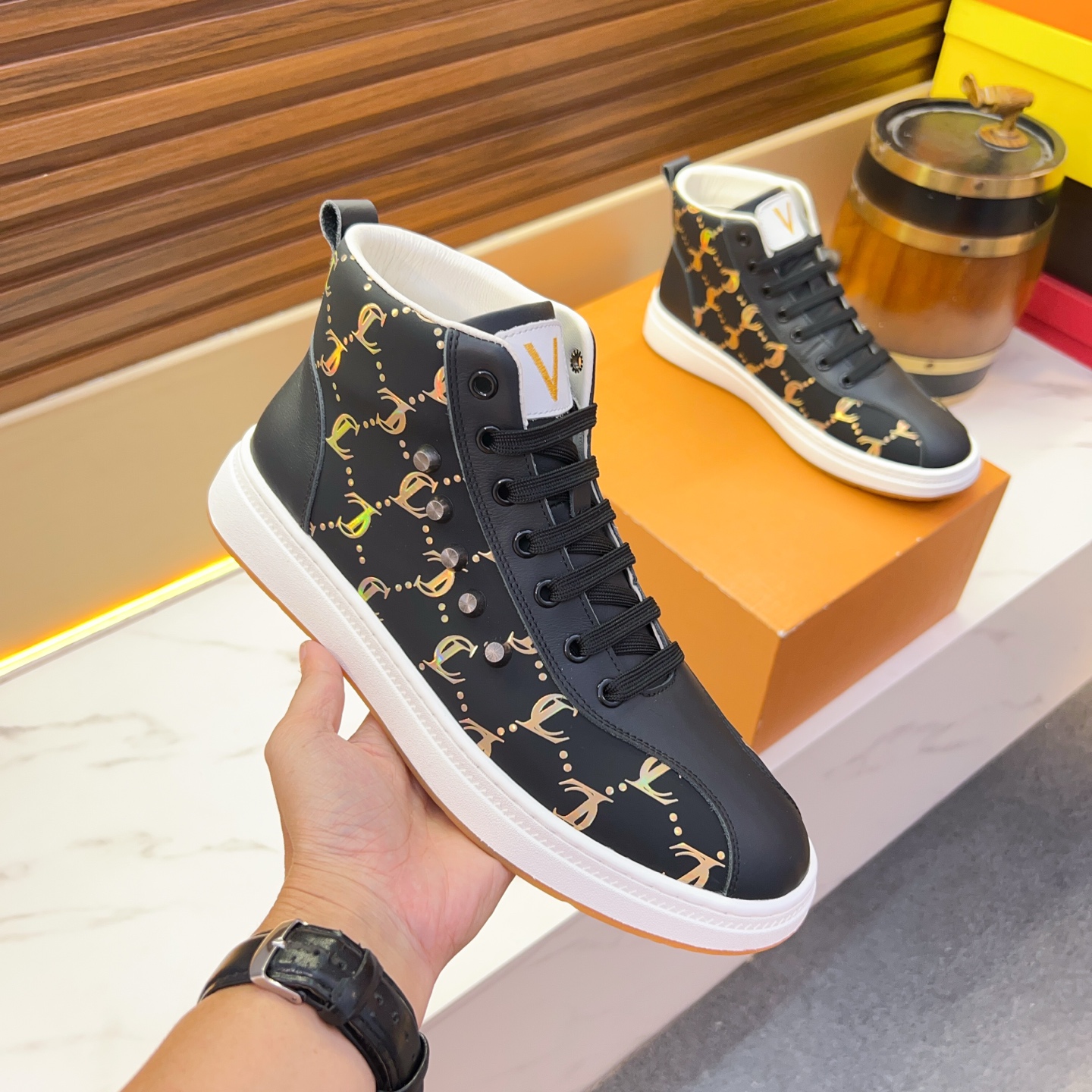 20251020/Gucci_251020-1